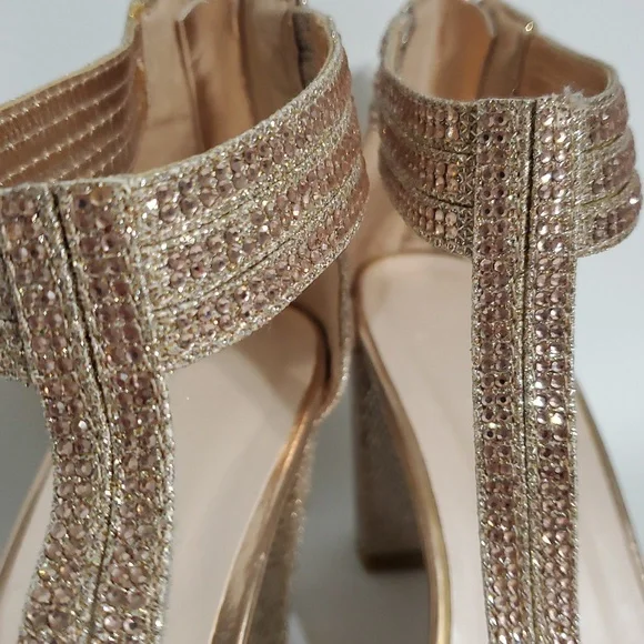 David's Bridal Champagne Rhinestones Gold Strappy Heels Women's Size 8 - Picture 10 of 10